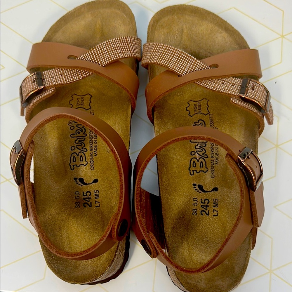 Birki’s Tan Sandals with Adjustable Straps